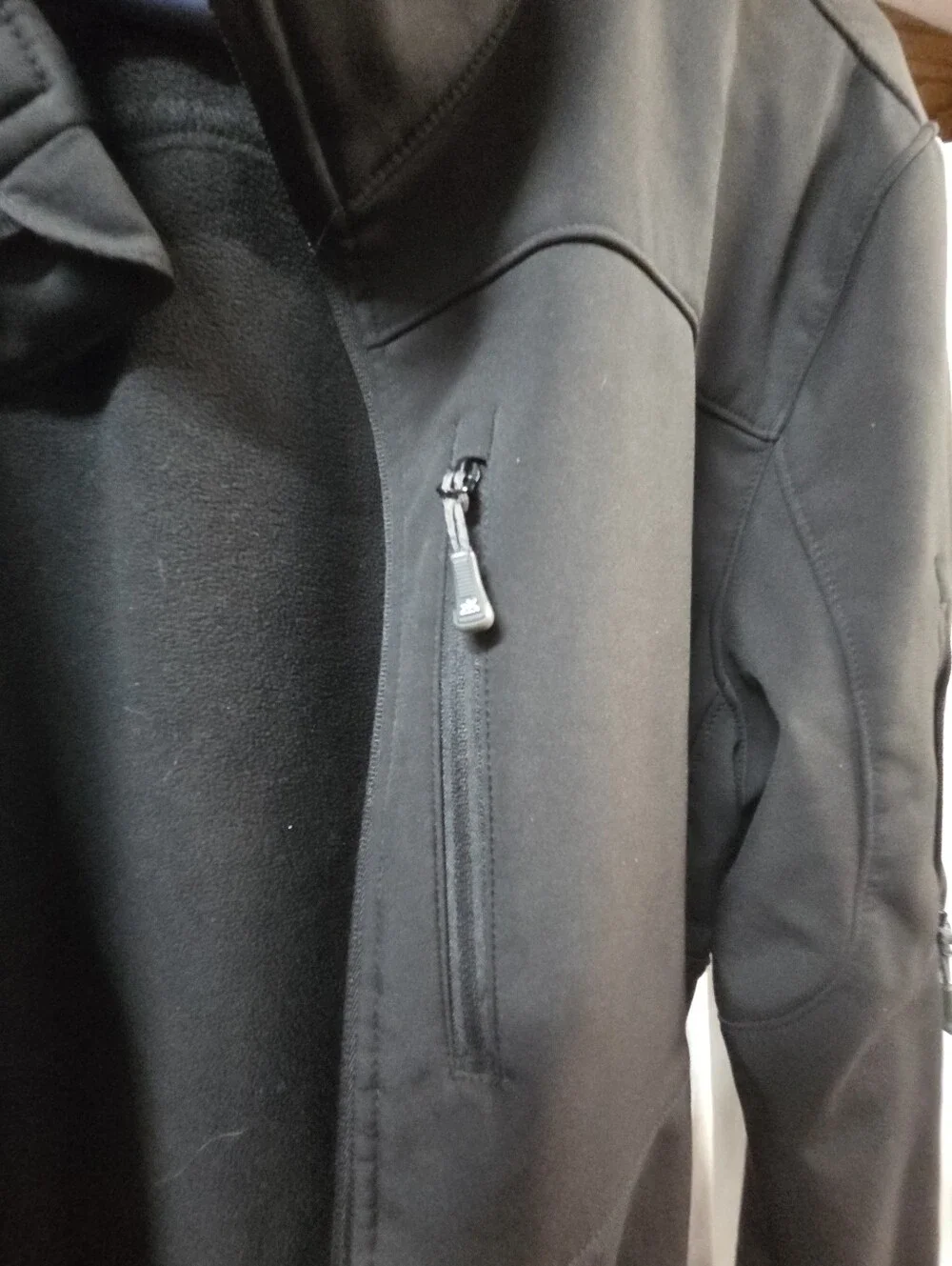 ZeroXposur Men’s Black Softshell Performance Jacket